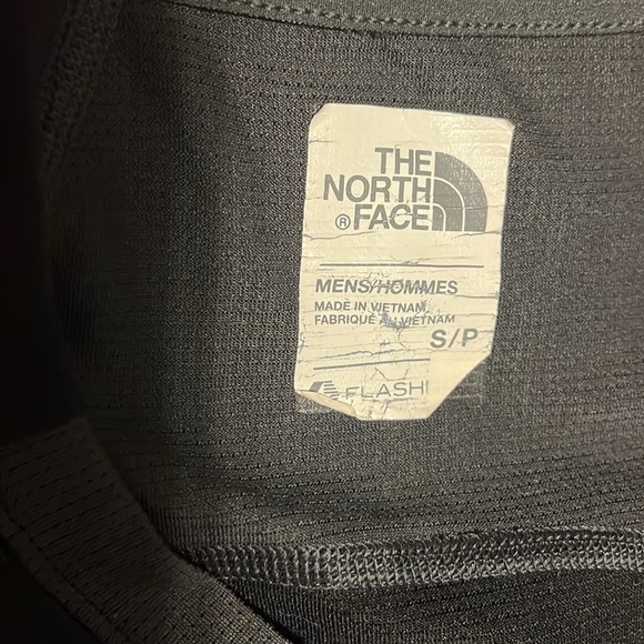 The North Face FastDry Reflective Wicking Base Layer Summit Dotknit LS Crew Tee - Picture 12 of 12